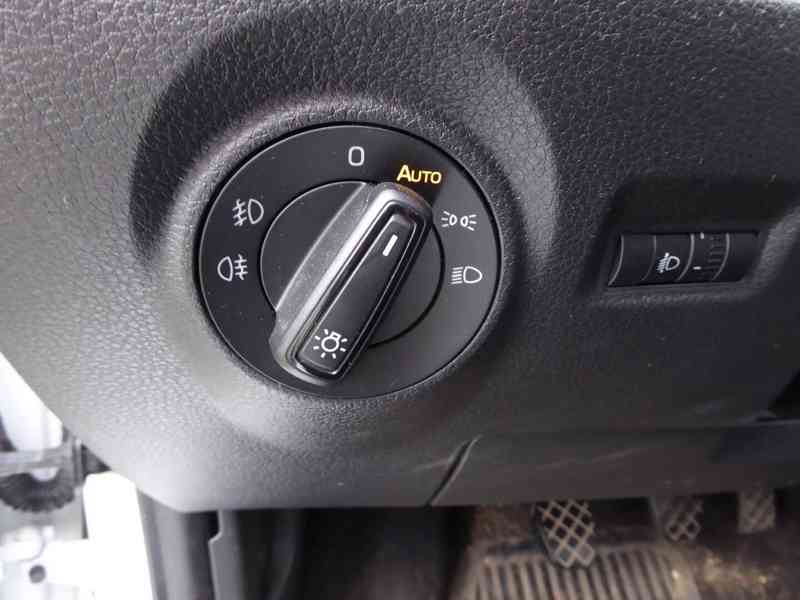 ŠKODA Fabia Combi Style 1,0 TSI 81 kW - foto 13