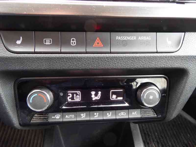 ŠKODA Fabia Combi Style 1,0 TSI 81 kW - foto 21