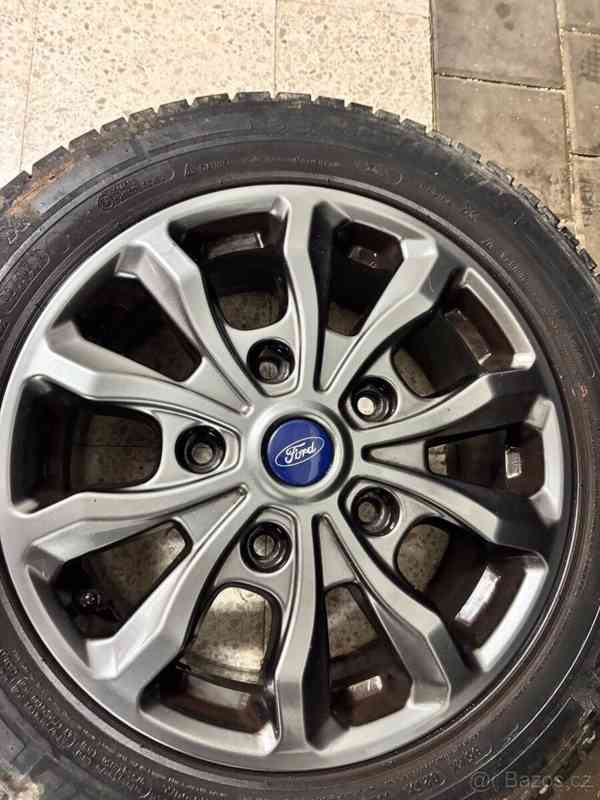 Ford Tourneo 2,0 - foto 12