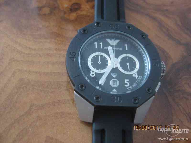 EMPORIO-ARMANI  AR-0665 -  hodinky v TOP stavu - foto 1