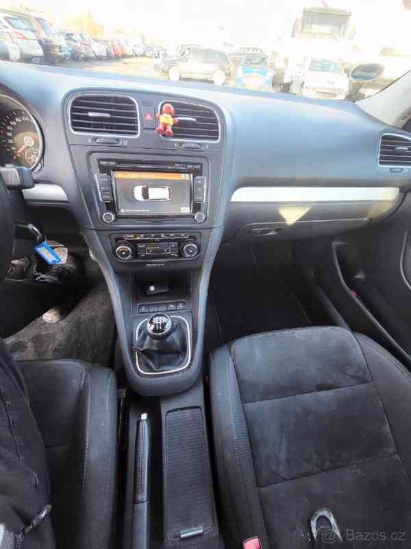 Volkswagen Golf 1,6   TDI, 77kw,nová STK, rok 2011 - foto 4