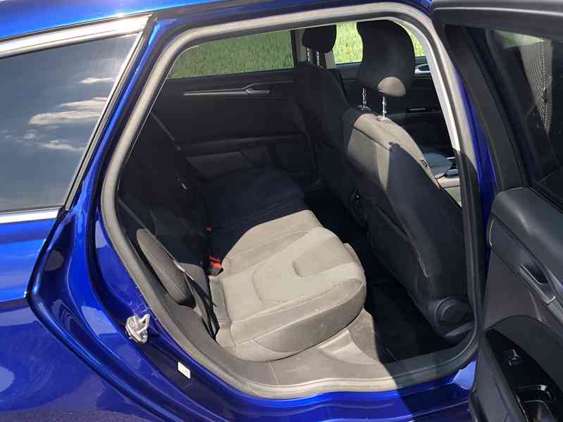 Ford Mondeo V. 2,0 TDCi 110KW Navigace, parkov. as.  - foto 10