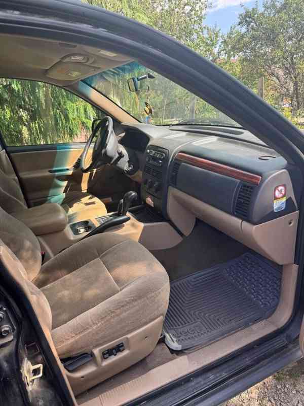 Jeep Grand Cherokee 2,0 - foto 4
