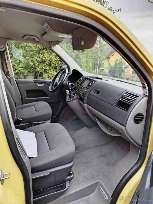 Volkswagen Caravelle - foto 8