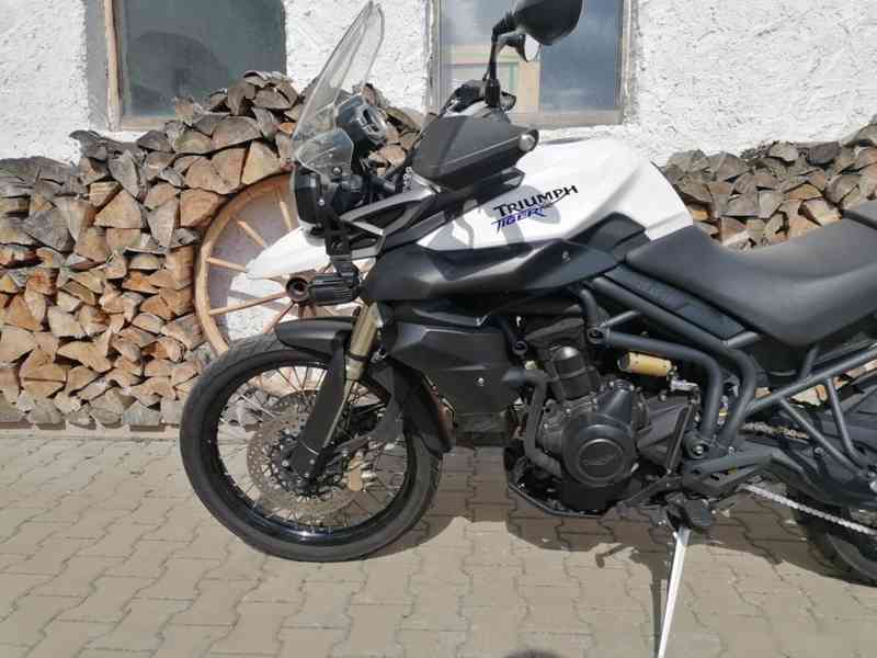 TRIUMPH TIGER 800 XC - foto 9