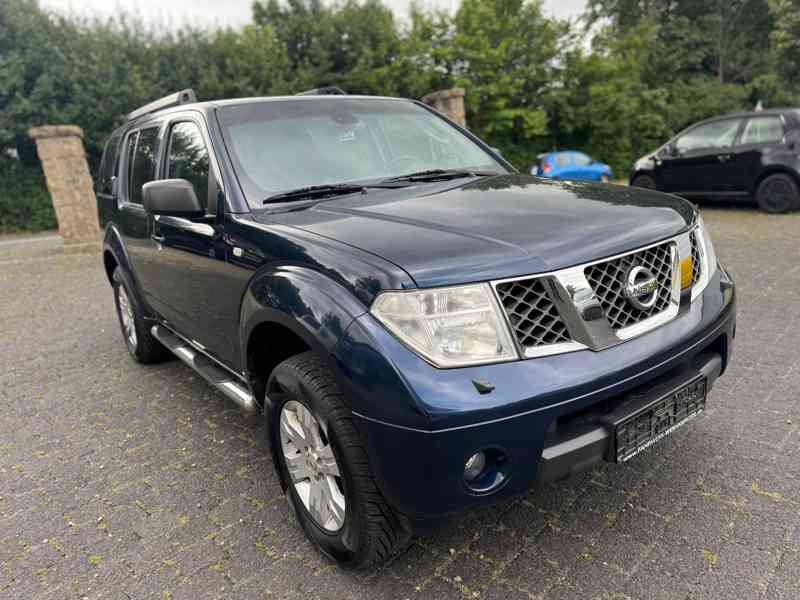 Nissan Pathfinder 2.5 dCi Elegance 128kw - foto 4