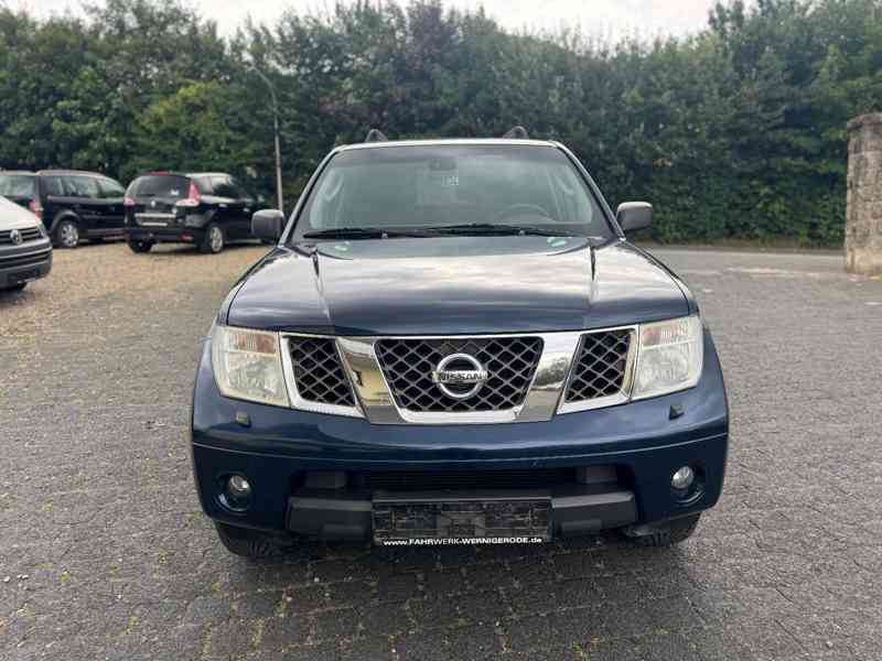 Nissan Pathfinder 2.5 dCi Elegance 128kw - foto 18