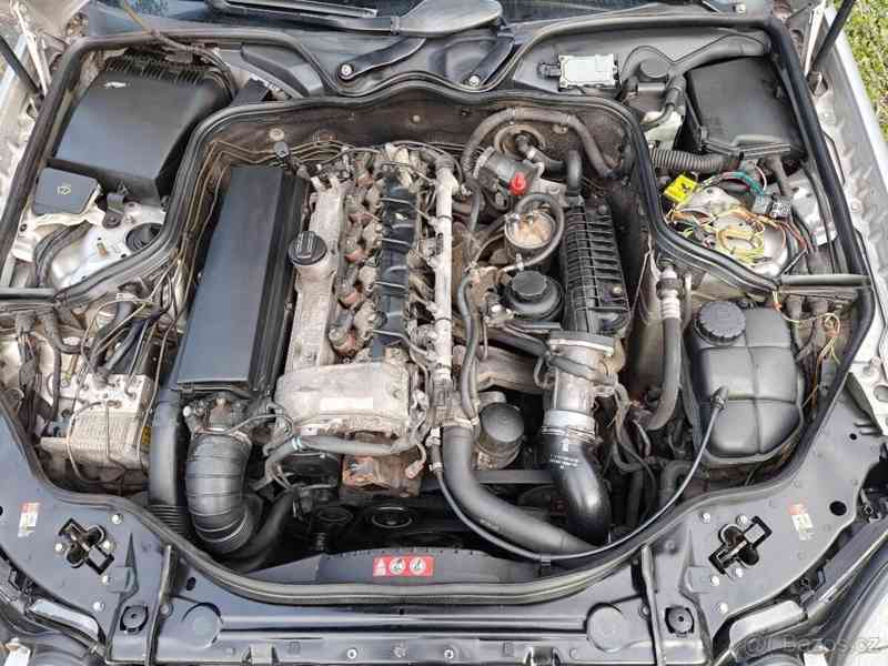 Mercedes-Benz Třídy E W211 E270 CDI - pěkná výbava - foto 20