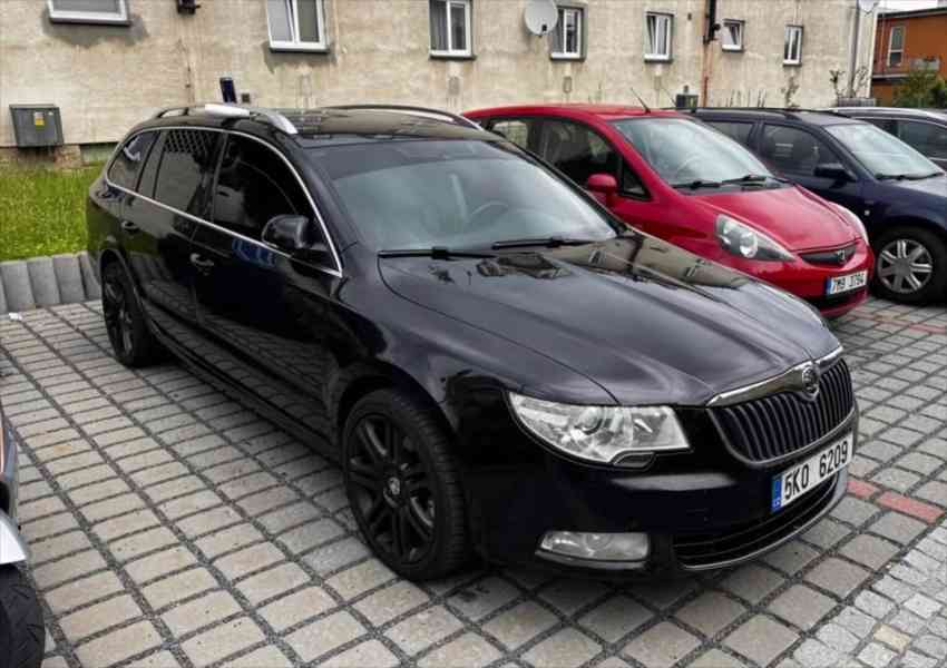 Škoda Superb 2,0 2 COMBI - foto 4