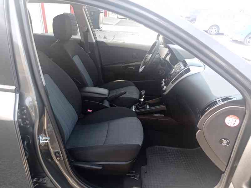 Kia Cee´d 1.4 CVVTi Tažné/1maj/+Sada Kol - foto 20