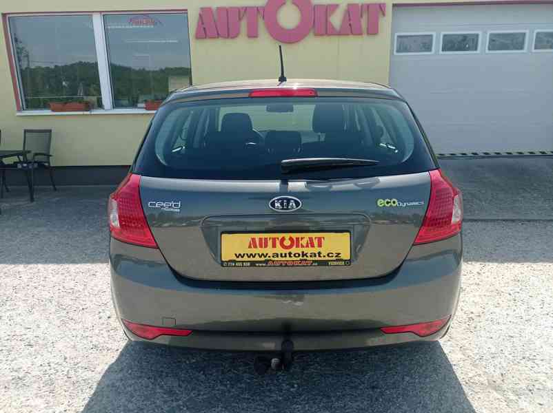 Kia Cee´d 1.4 CVVTi Tažné/1maj/+Sada Kol - foto 4
