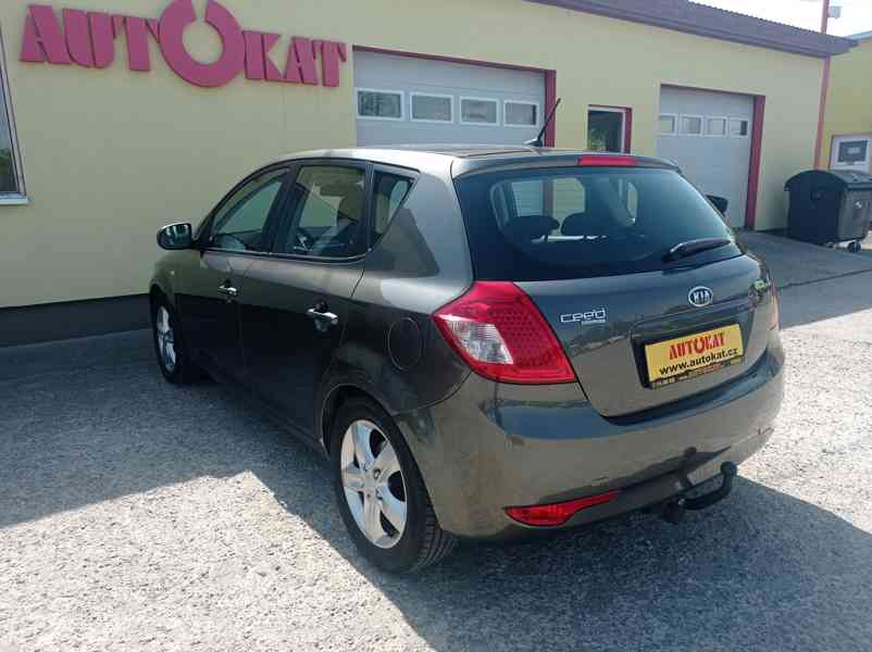 Kia Cee´d 1.4 CVVTi Tažné/1maj/+Sada Kol - foto 5