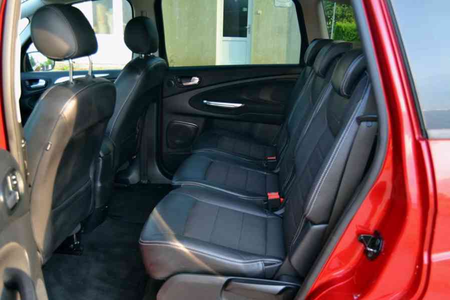 Ford S-Max 2.0 TDCI 103kW Champions Edition 7 míst - foto 11