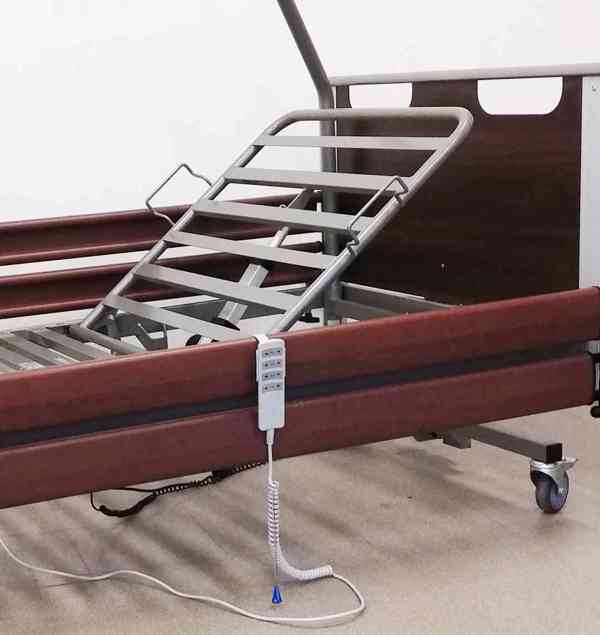 Luxusní Invalidní elektrická polohovací postel  - foto 4