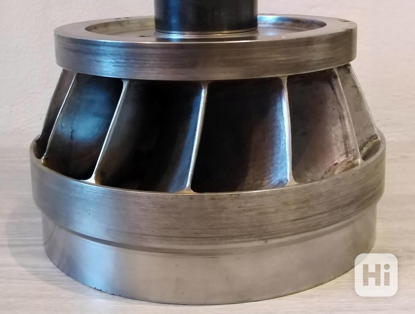 Prodám spirální Francisovu turbínu. - foto 1