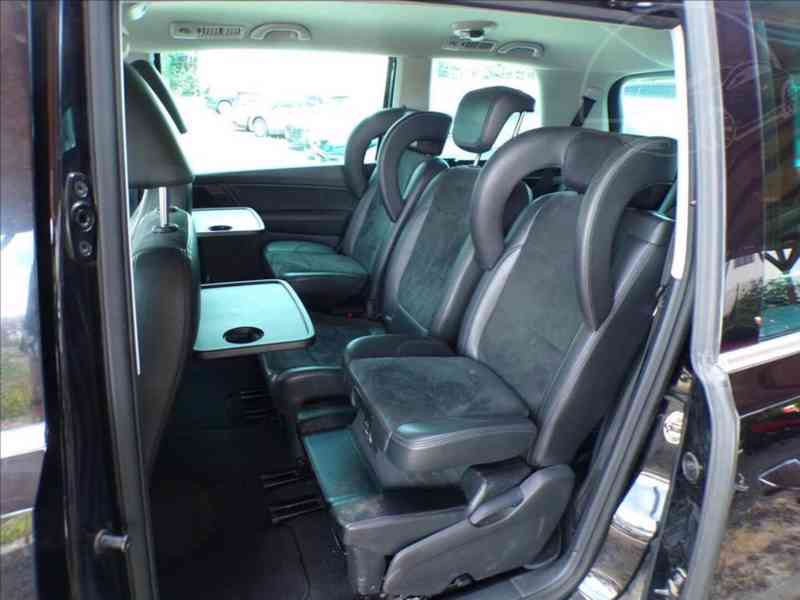 Volkswagen Sharan 2,0 TDI 7.MÍST,TAŽ.ZAŘÍZENÍ - foto 10