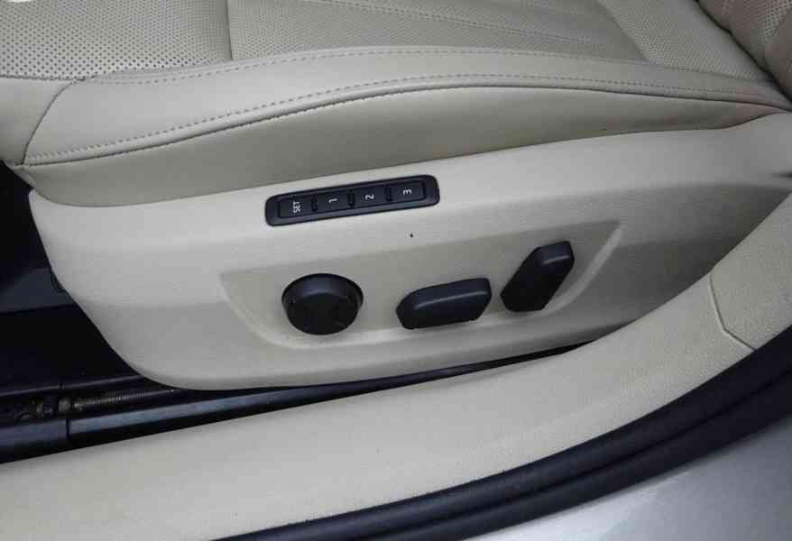 Škoda Superb 2.0 TDI Combi 4x4 L&K r.v.2018 (DPH) ČR - foto 19