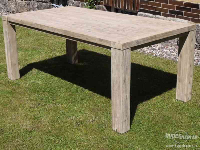 Jídelní stůl Buckley  – masivní dřevo AKÁCIE - foto 5