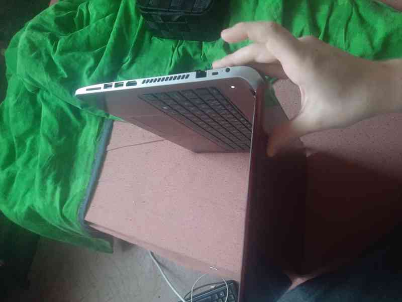 Hp pavilion 15 stav A - foto 7