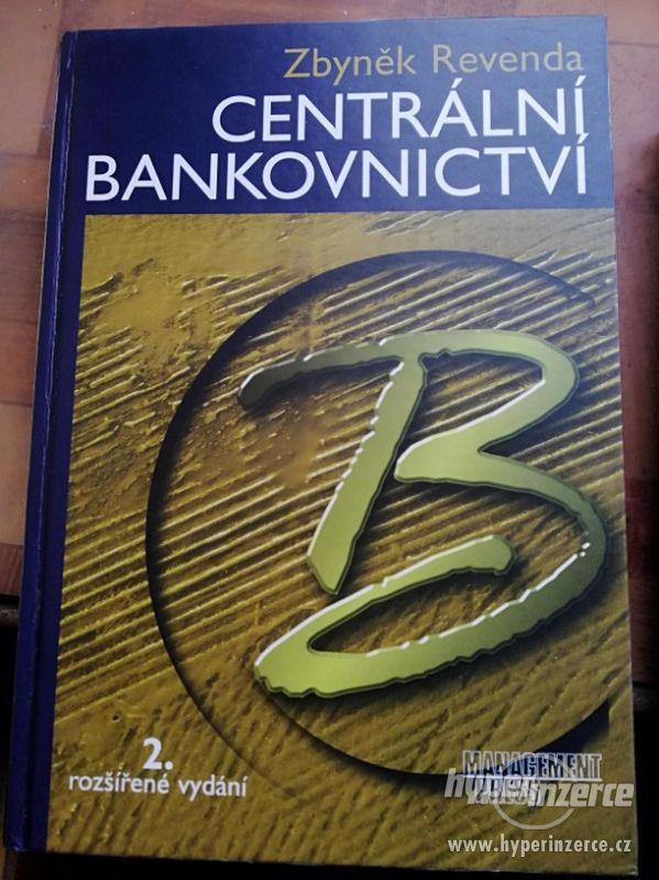 Prodám učebnici na VŠE - Centrální bankovnictví - foto 1