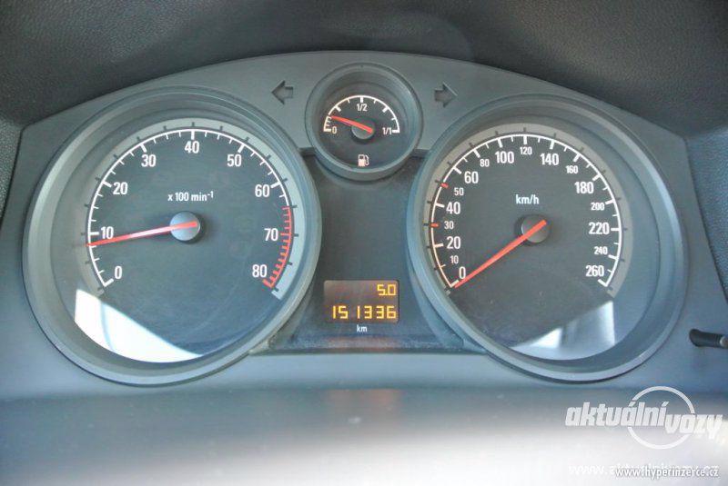 Opel Astra, benzín - foto 17
