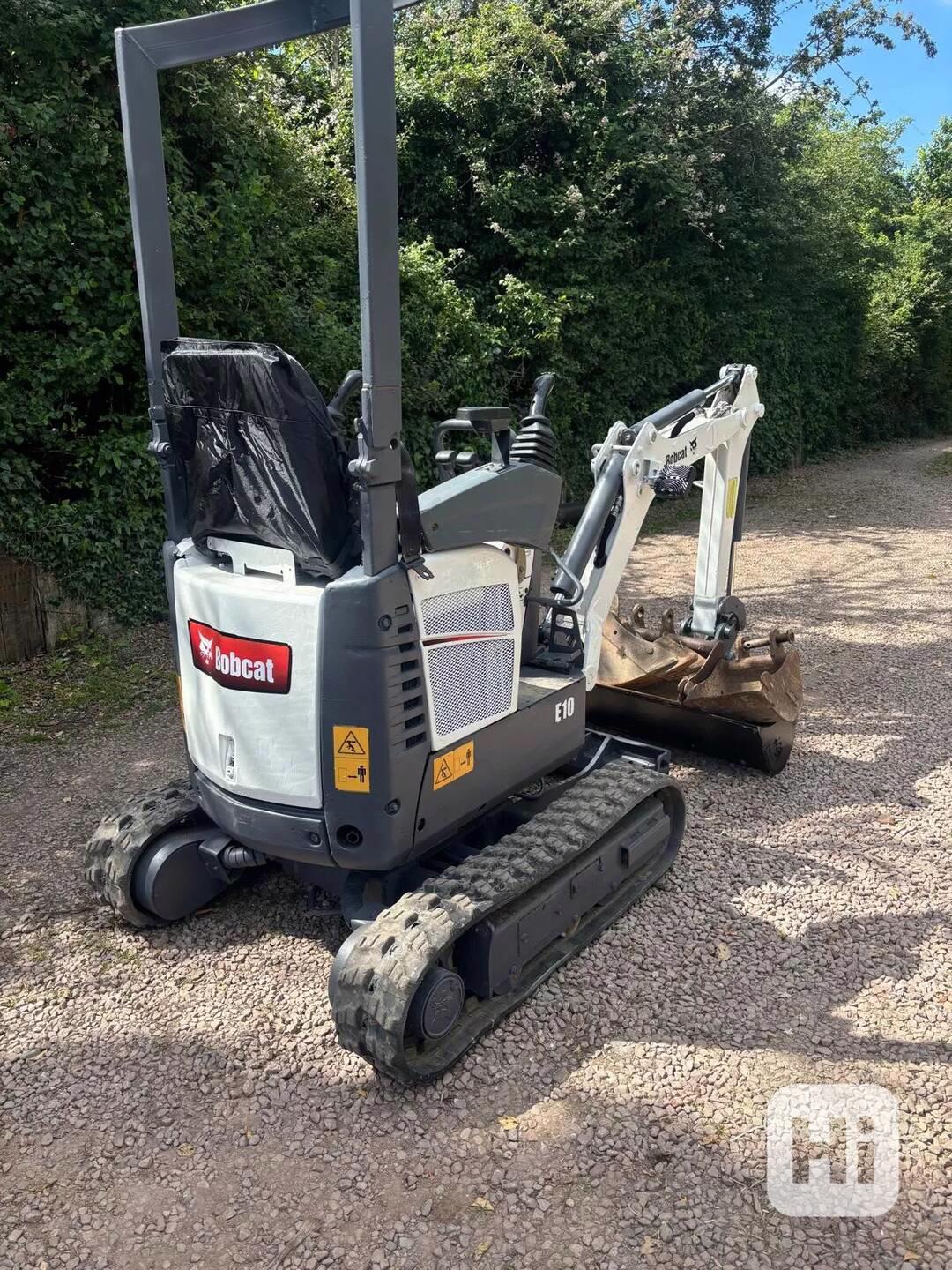 Bagr bobcat e10 mini - foto 1
