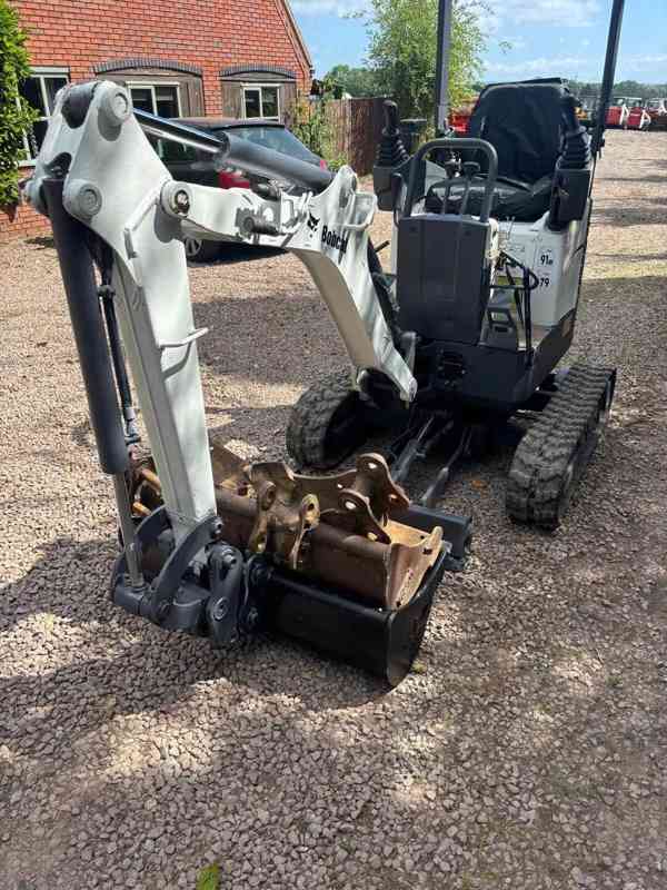 Bagr bobcat e10 mini - foto 3