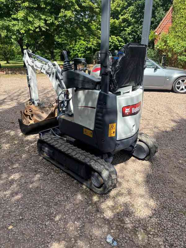 Bagr bobcat e10 mini - foto 2