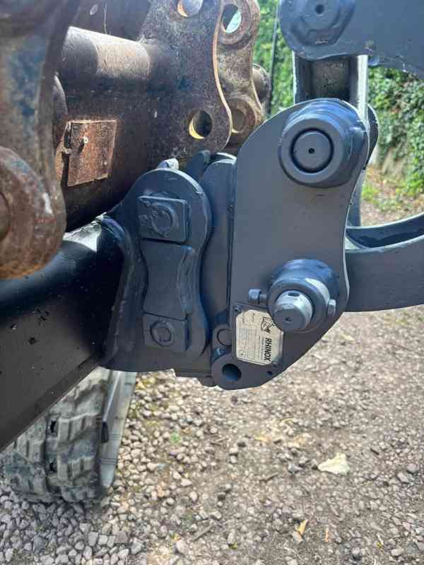 Bagr bobcat e10 mini - foto 10