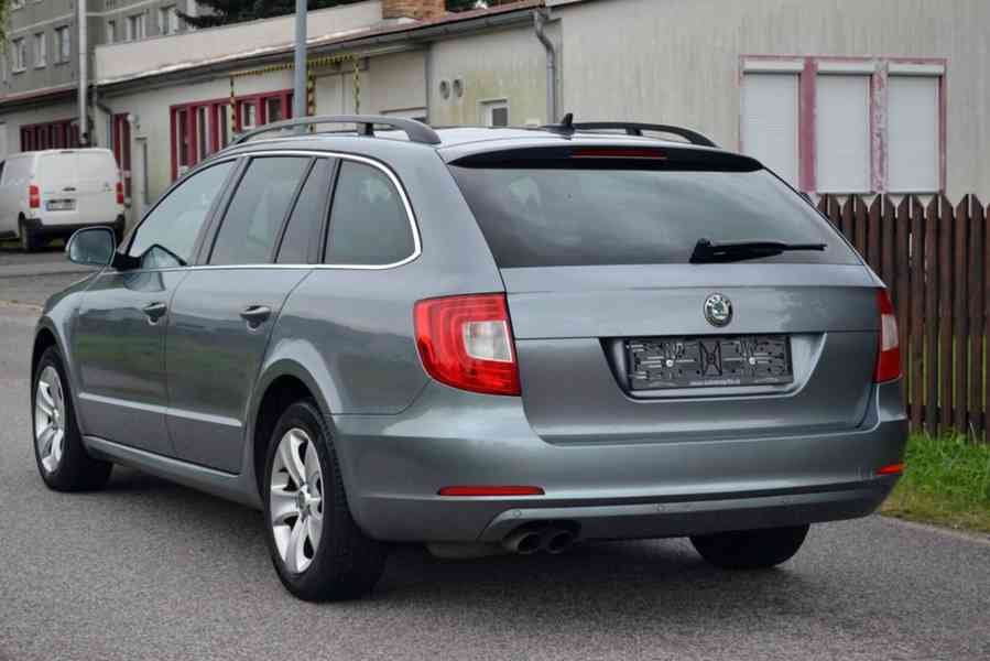 Škoda Superb 2.0 TDI 103kW Ambition kombi - foto 2