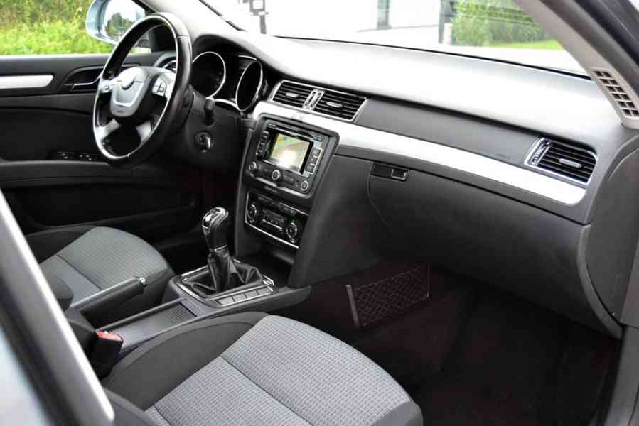 Škoda Superb 2.0 TDI 103kW Ambition kombi - foto 13