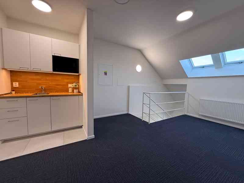 PRONÁJEM KANCELÁŘSKÉHO KOMPLEXU V BRNĚ – KRÁLOVĚ POLI - foto 13