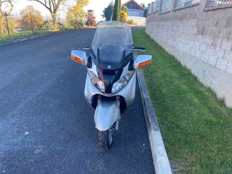Suzuki Burgman 650 2003 - foto 2