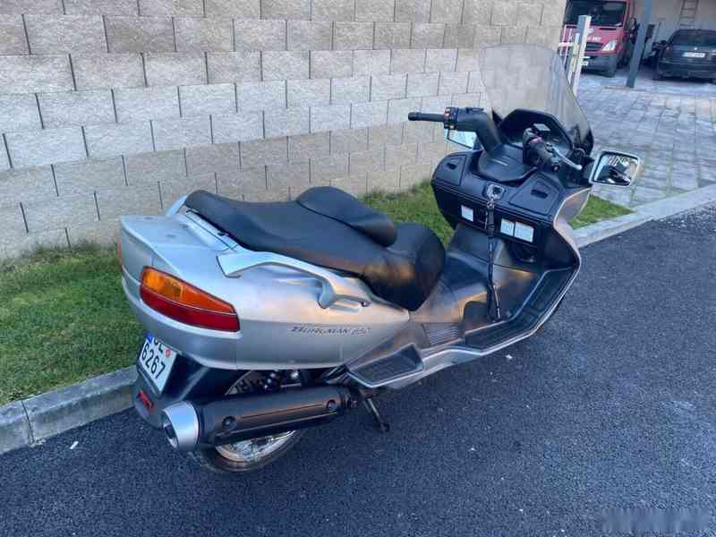 Suzuki Burgman 650 2003 - foto 5