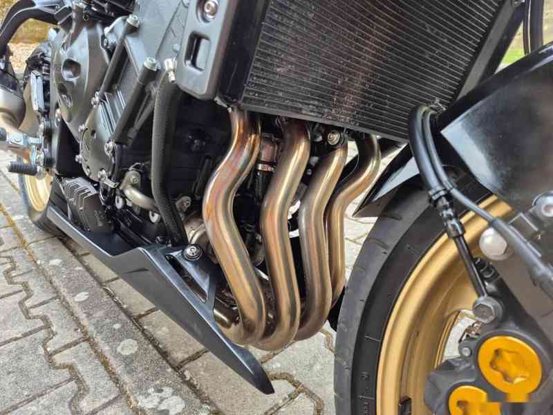 Yamaha FZ 8 N - SUPER STAV - ABS, AKRAPOVIČ 99.000,- Kč - foto 19