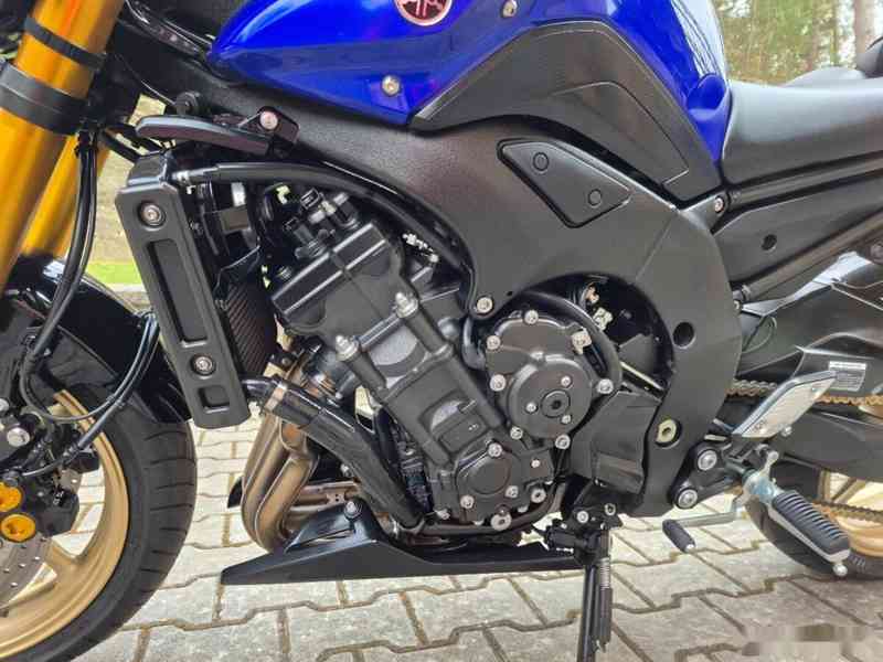 Yamaha FZ 8 N - SUPER STAV - ABS, AKRAPOVIČ 99.000,- Kč - foto 7