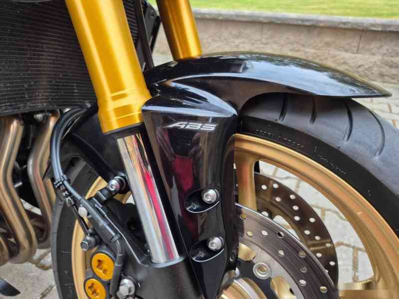 Yamaha FZ 8 N - SUPER STAV - ABS, AKRAPOVIČ 99.000,- Kč - foto 20