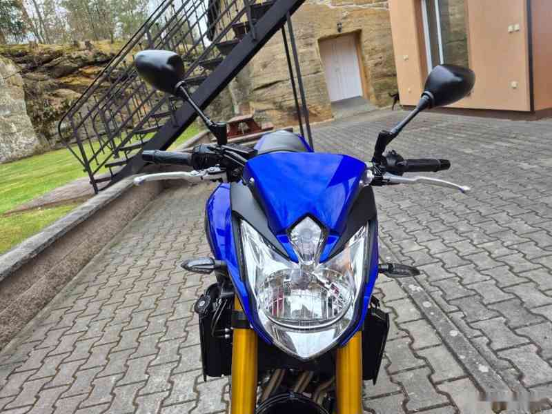 Yamaha FZ 8 N - SUPER STAV - ABS, AKRAPOVIČ 99.000,- Kč - foto 5