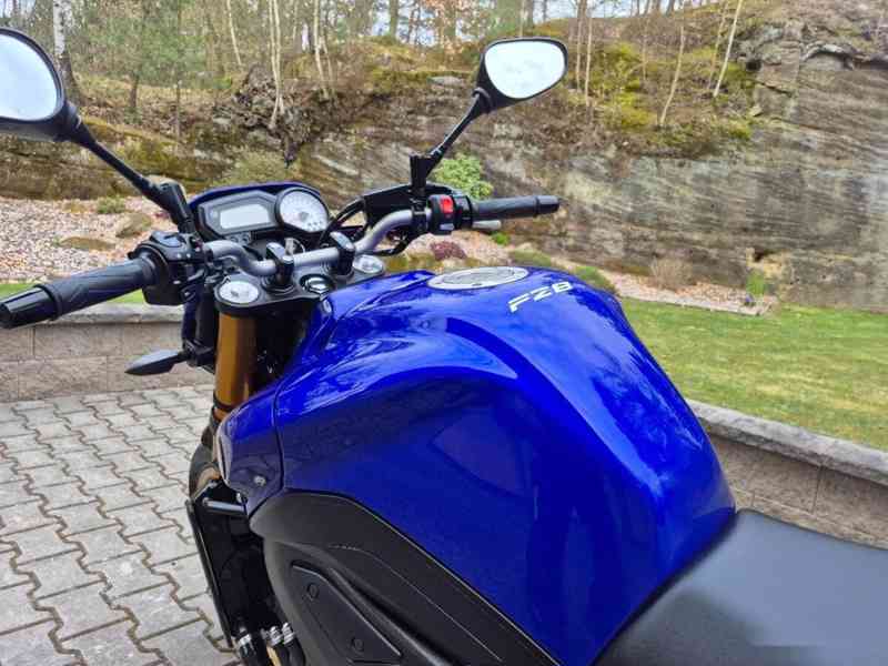 Yamaha FZ 8 N - SUPER STAV - ABS, AKRAPOVIČ 99.000,- Kč - foto 10