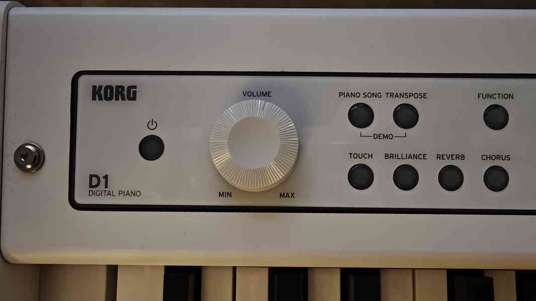 KOMPLET sestavu PIANO KORG D1 s bednami Yamaha HS7 - foto 4