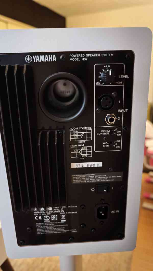 KOMPLET sestavu PIANO KORG D1 s bednami Yamaha HS7 - foto 9
