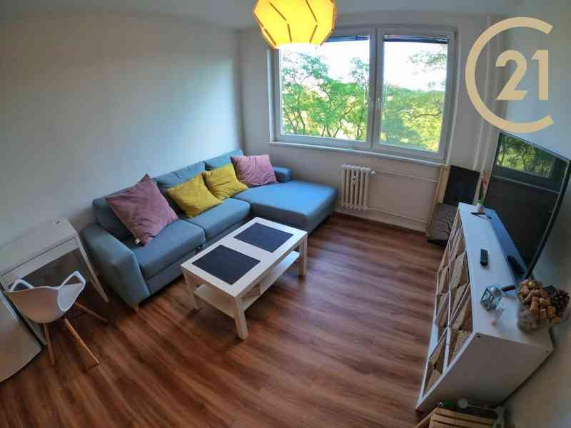 Prodej pěkného bytu 2+kk, 42 m2, Hostivařská ulice - foto 1