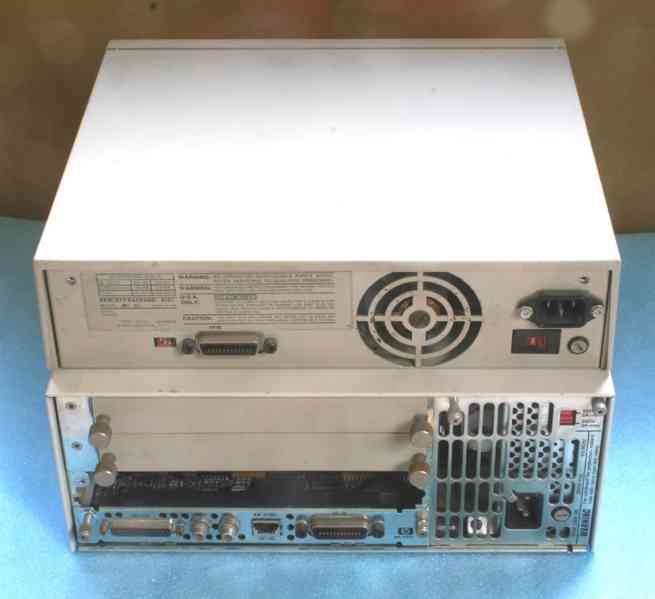 historický počítač HP9000-300 - foto 2