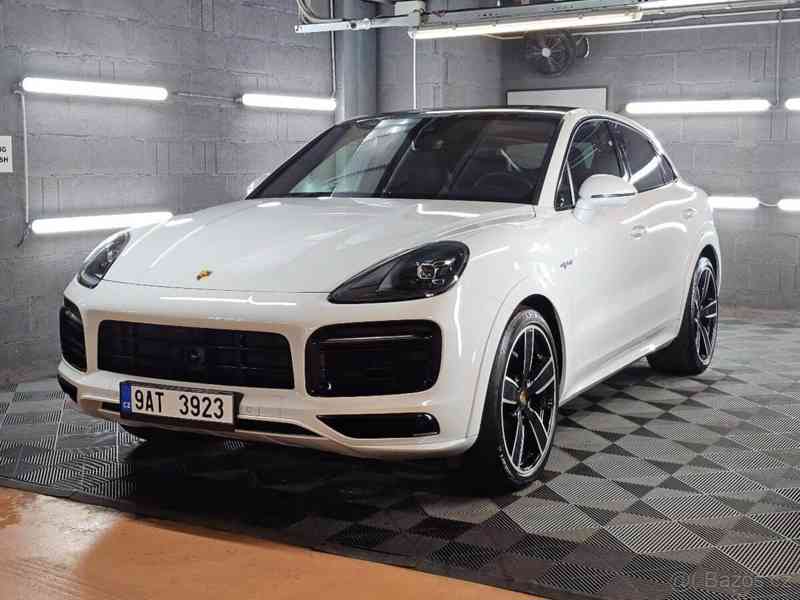 Porsche Cayenne E-Hybrid Sport Paket R22 Panor - foto 2