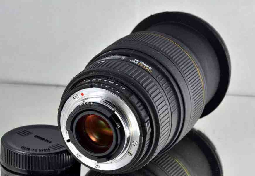 pro Nikon - Sigma DG 24-70mmD F/2.8 EX MACRO - foto 4
