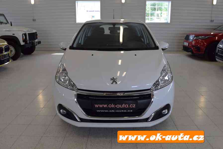 Peugeot 208 1.2 PURE TECH NAVIGACE RV 2019-DPH  - foto 8