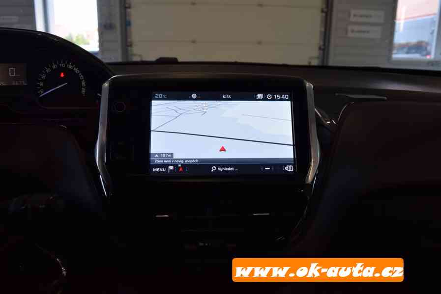 Peugeot 208 1.2 PURE TECH NAVIGACE RV 2019-DPH  - foto 16