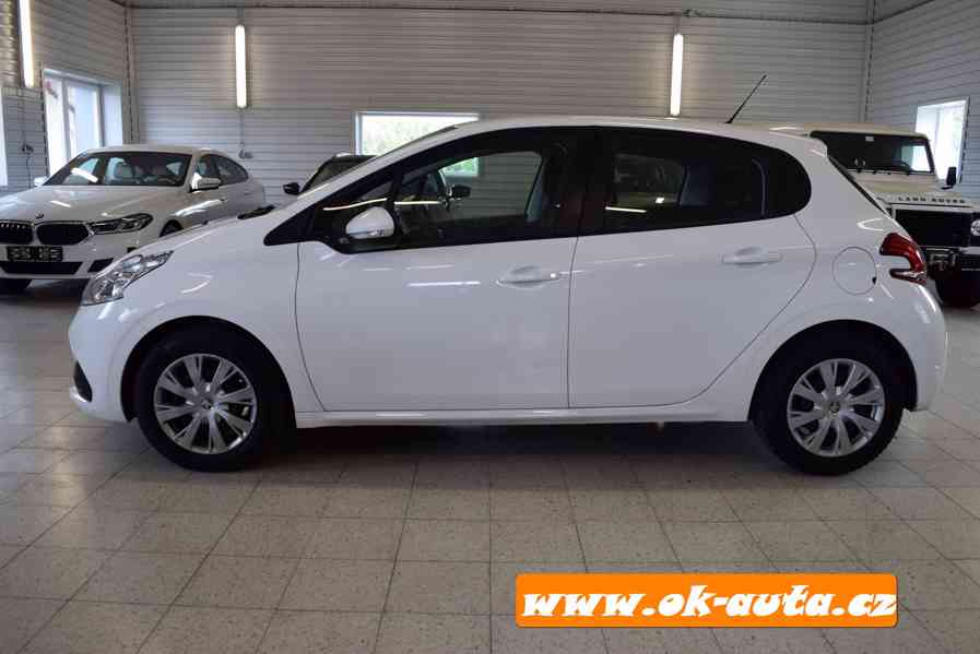 Peugeot 208 1.2 PURE TECH NAVIGACE RV 2019-DPH  - foto 2