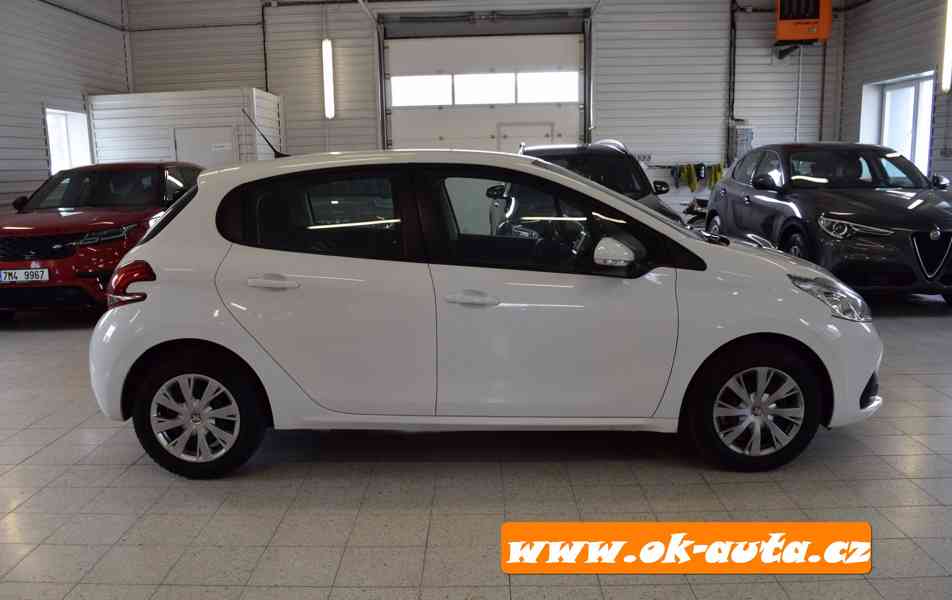 Peugeot 208 1.2 PURE TECH NAVIGACE RV 2019-DPH  - foto 6