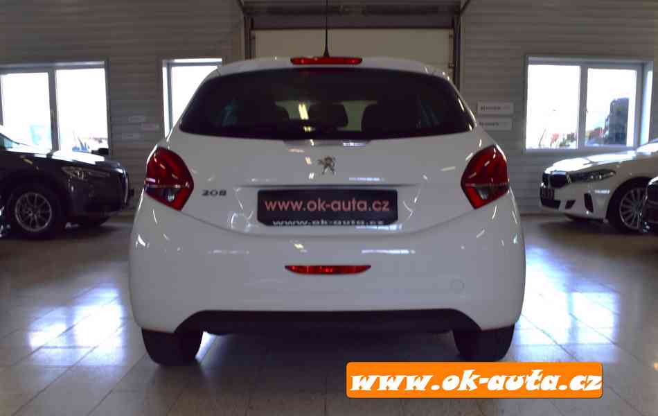 Peugeot 208 1.2 PURE TECH NAVIGACE RV 2019-DPH  - foto 4